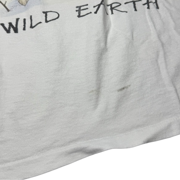 Vintage White Wild Earth Wolf Shirt Size XL - Picture 6 of 7